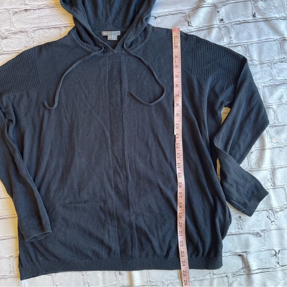 Vince Shirt Mens Medium Navy Textured Hoodie Elevated Luxury Pullover Pockets - Picture 9 of 12